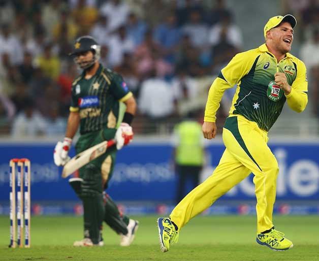 Top 10 Performances by Australia in T20I | Cricmatez